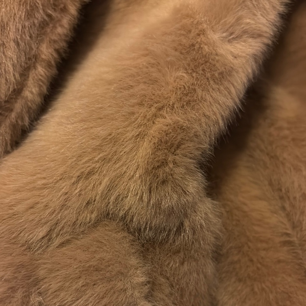 Faux Fur Jacket in Camel - Picture 4 of 4